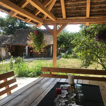 Guest house Balkan Retreat Besenovo