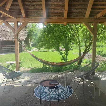 Balkan Retreat * Besenovo