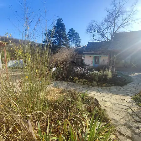 Balkan Retreat Besenovo